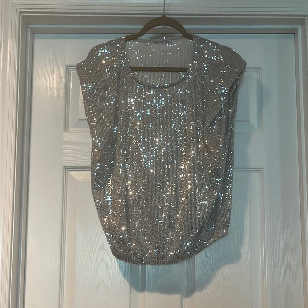 BUCKETLIST Silver Sequin Sleeveless Blouse